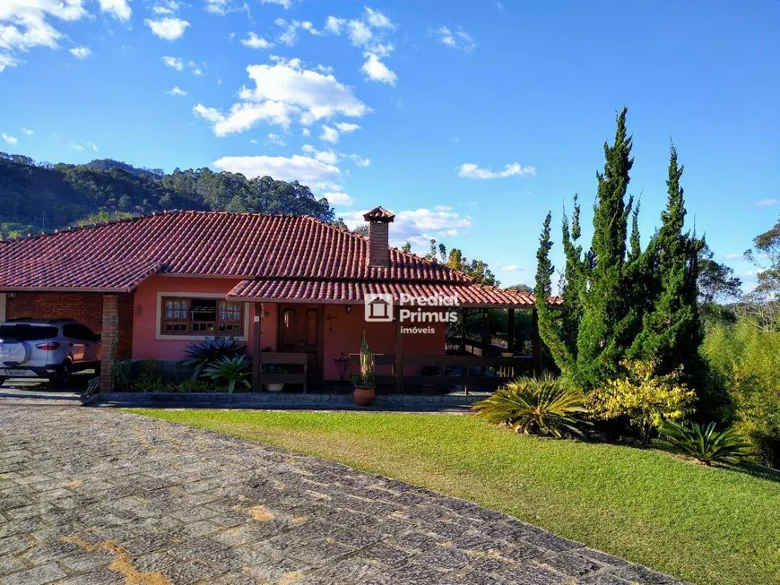 Foto 1 de Casa com 3 Quartos à venda, 215m² em Chacara Paraiso, Nova Friburgo