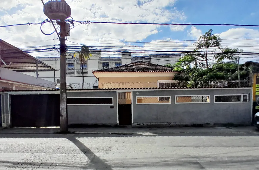 Foto 1 de Casa com 2 Quartos à venda, 89m² em Centro, Nova Iguaçu