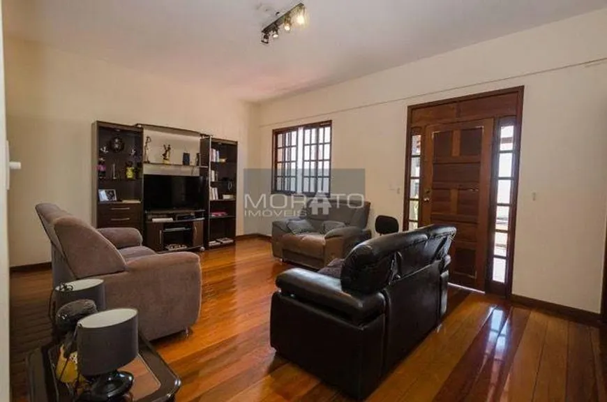 Foto 1 de Casa com 5 Quartos à venda, 421m² em Castelo, Belo Horizonte