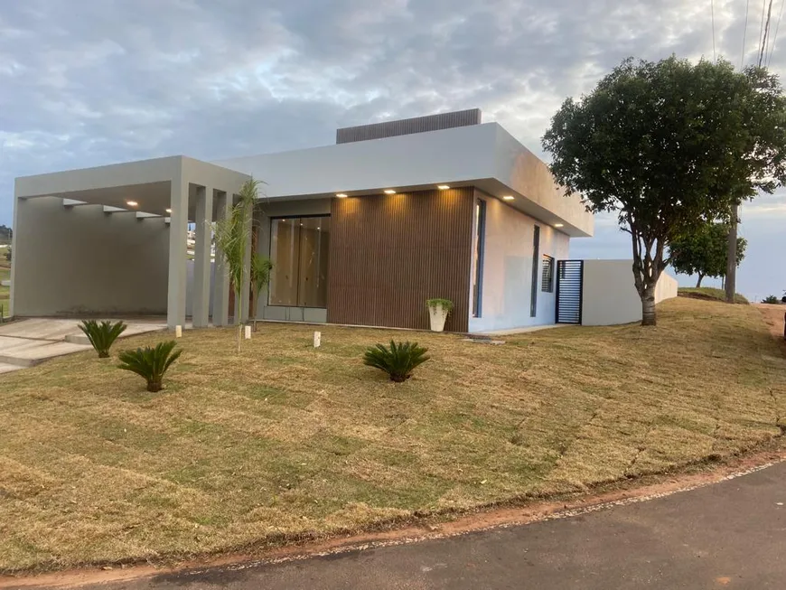 Foto 1 de Casa com 3 Quartos à venda, 151m² em Jardim Ninho Verde II, Pardinho