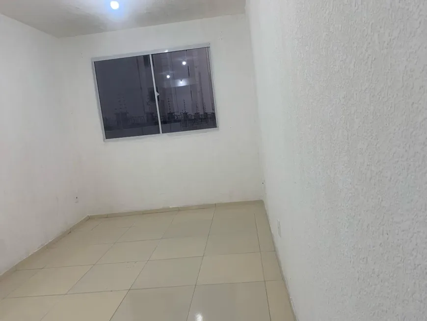 Foto 1 de Apartamento com 1 Quarto para venda ou aluguel, 40m² em Abrantes, Camaçari