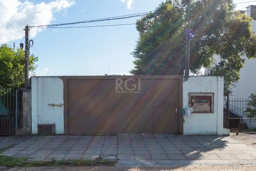 Foto 1 de Casa com 6 Quartos à venda, 241m² em Glória, Porto Alegre