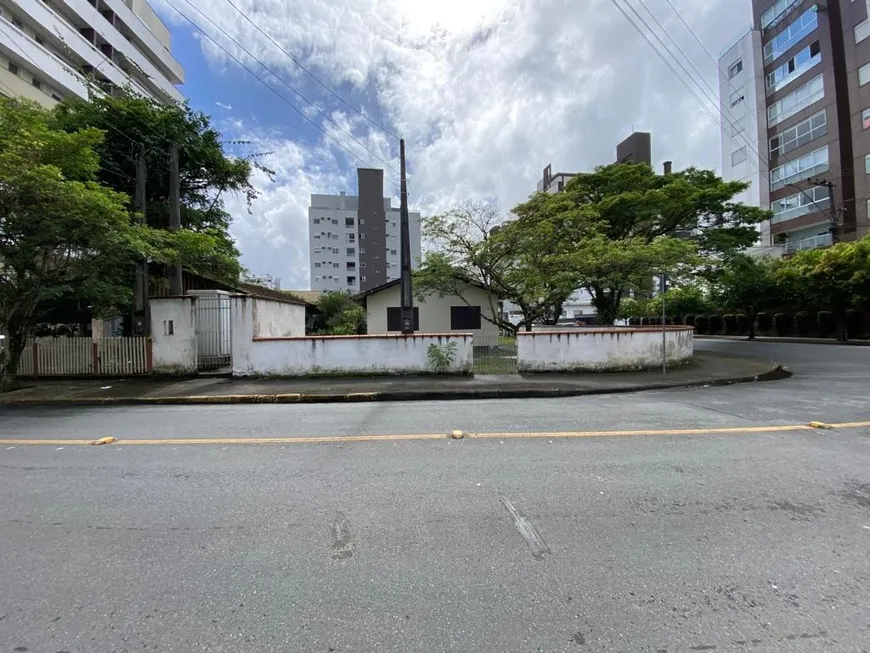 Foto 1 de Casa com 3 Quartos à venda, 124m² em América, Joinville