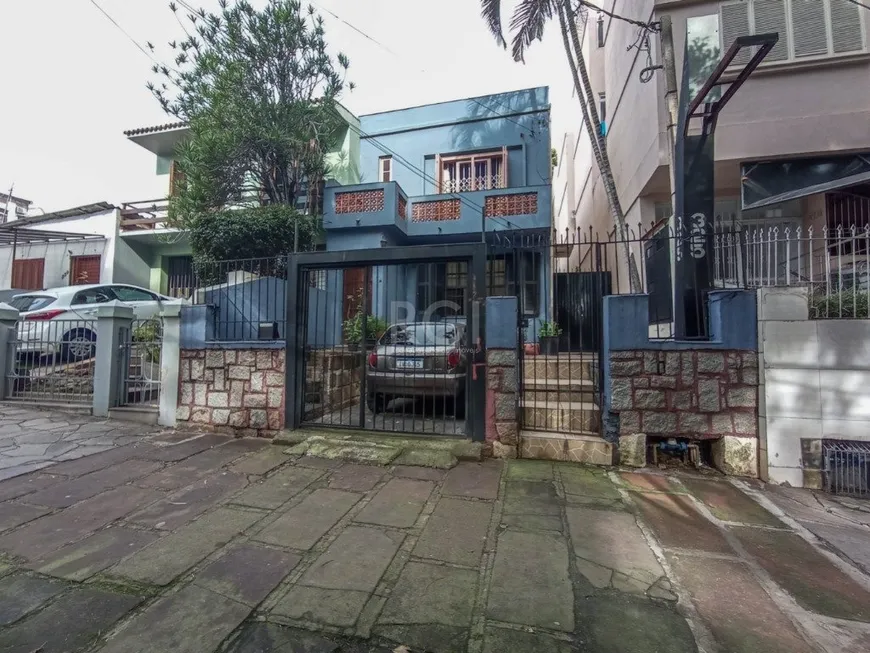 Foto 1 de Casa com 3 Quartos à venda, 87m² em Auxiliadora, Porto Alegre