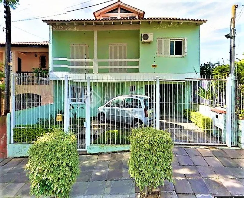 Foto 1 de Casa com 4 Quartos à venda, 330m² em Espiríto Santo, Porto Alegre