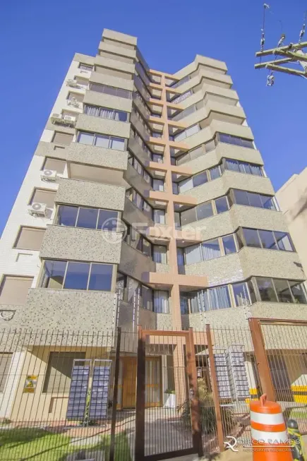 Foto 1 de Apartamento com 3 Quartos à venda, 90m² em Passo da Areia, Porto Alegre