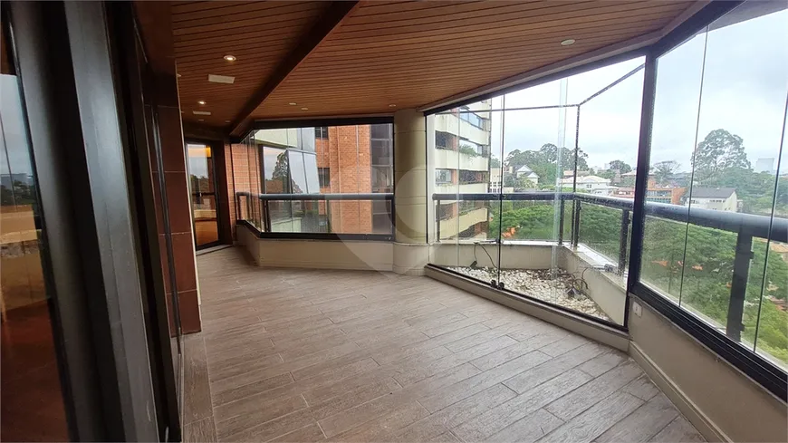 Foto 1 de Apartamento com 3 Quartos à venda, 320m² em Morumbi, São Paulo