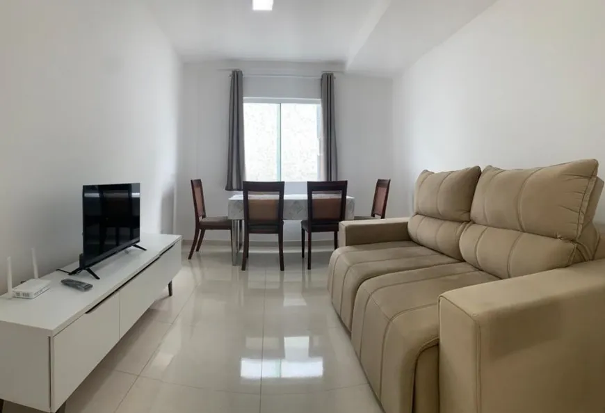 Foto 1 de Apartamento com 3 Quartos à venda, 85m² em Parque Jóquei Club, Campos dos Goytacazes