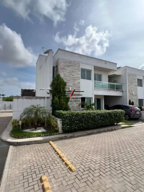 Foto 1 de Casa de Condomínio com 3 Quartos à venda, 226m² em Lagoa Redonda, Fortaleza
