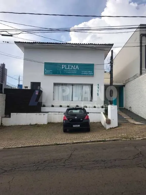 Foto 1 de Sobrado com 6 Quartos para alugar, 500m² em Centro, São Carlos
