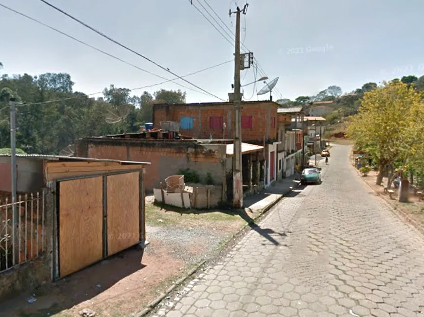Foto 1 de Casa com 2 Quartos à venda, 77m² em Centro, São Lourenço