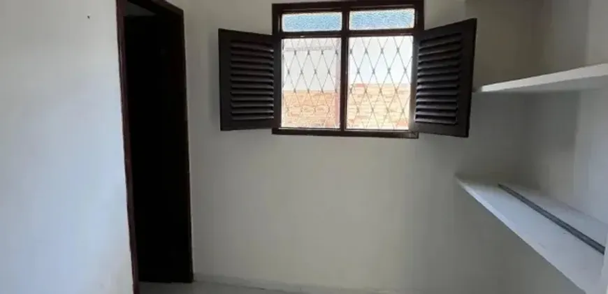 Foto 1 de Casa com 3 Quartos à venda, 120m² em Caminho de Areia, Salvador