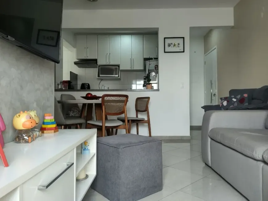 Foto 1 de Apartamento com 3 Quartos à venda, 62m² em Vila Vermelha, São Paulo