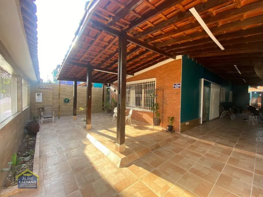 Foto 1 de Casa com 3 Quartos à venda, 134m² em Vila Caicara, Praia Grande