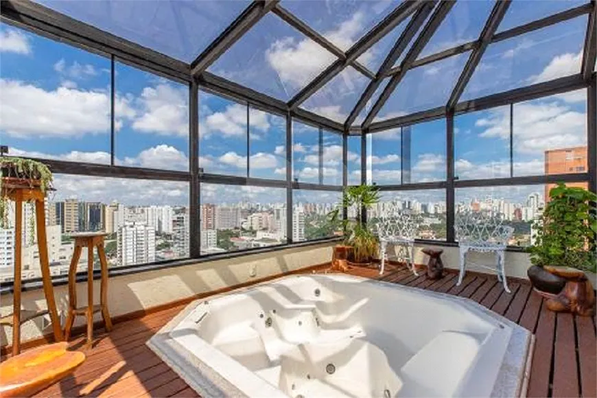 Foto 1 de Cobertura com 4 Quartos à venda, 410m² em Moema, São Paulo