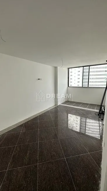 Foto 1 de Apartamento com 3 Quartos à venda, 126m² em Madalena, Recife