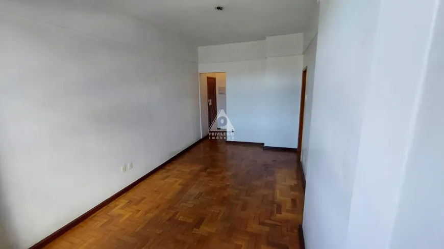 Foto 1 de Apartamento com 1 Quarto à venda, 42m² em Praça da Bandeira, Rio de Janeiro