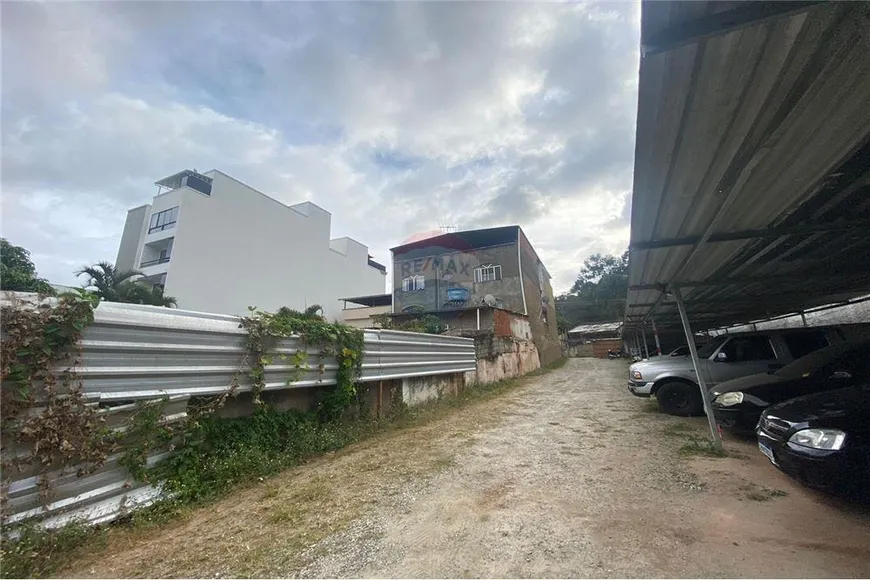 Foto 1 de Lote/Terreno à venda, 315m² em Bairu, Juiz de Fora