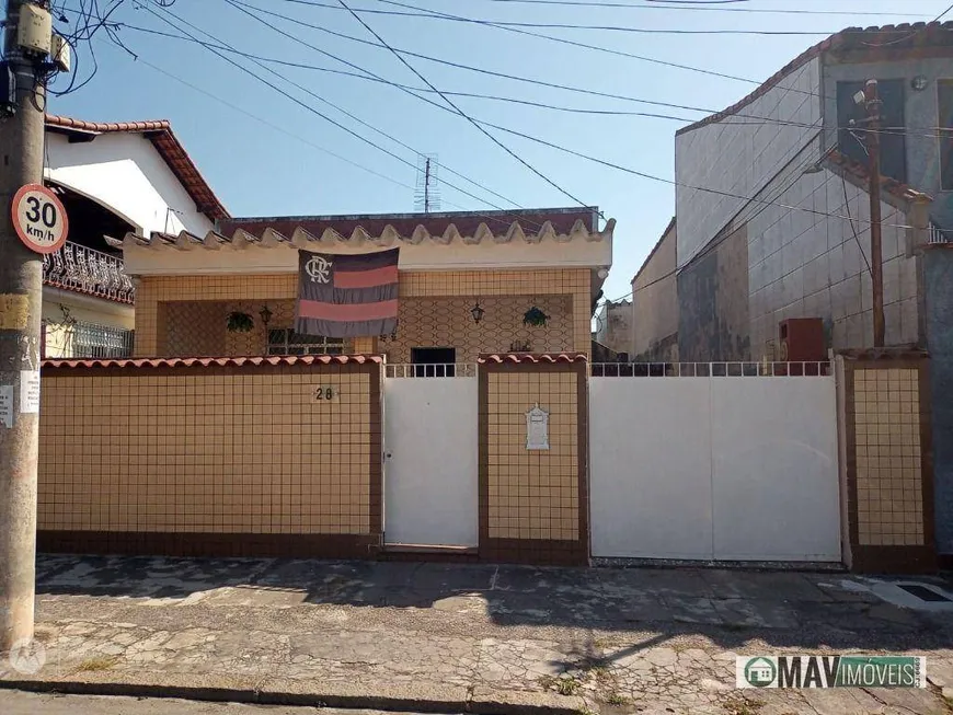 Foto 1 de Casa com 2 Quartos à venda, 132m² em Padre Miguel, Rio de Janeiro