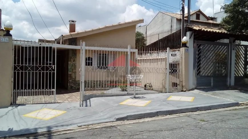 Foto 1 de Casa com 2 Quartos à venda, 160m² em Vila Santana, São Paulo
