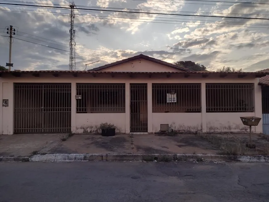 Foto 1 de Casa com 2 Quartos à venda, 360m² em Solange Park I, Goiânia