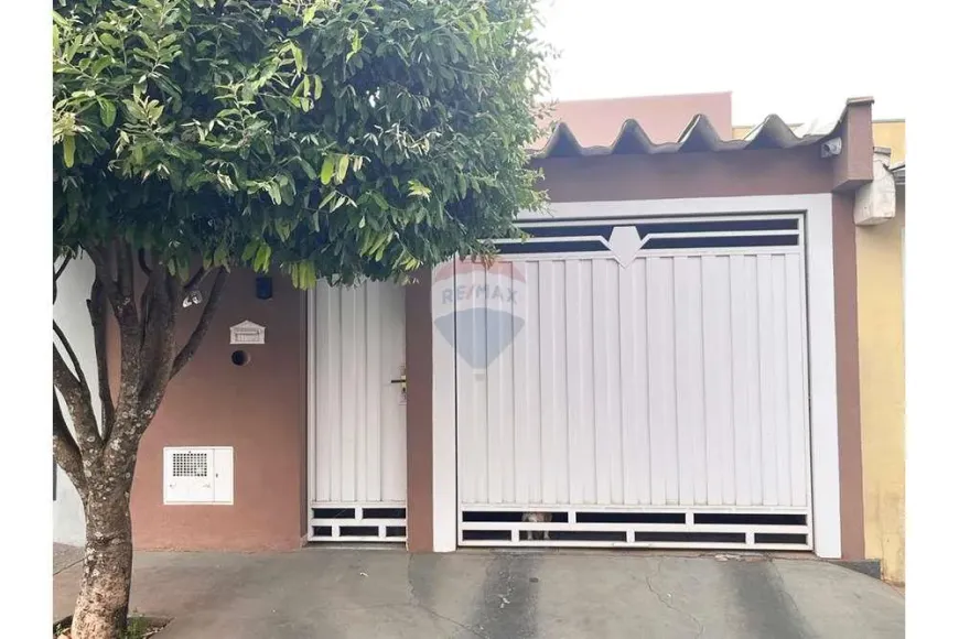 Foto 1 de Casa com 2 Quartos à venda, 92m² em Chacara Velini, Tupã