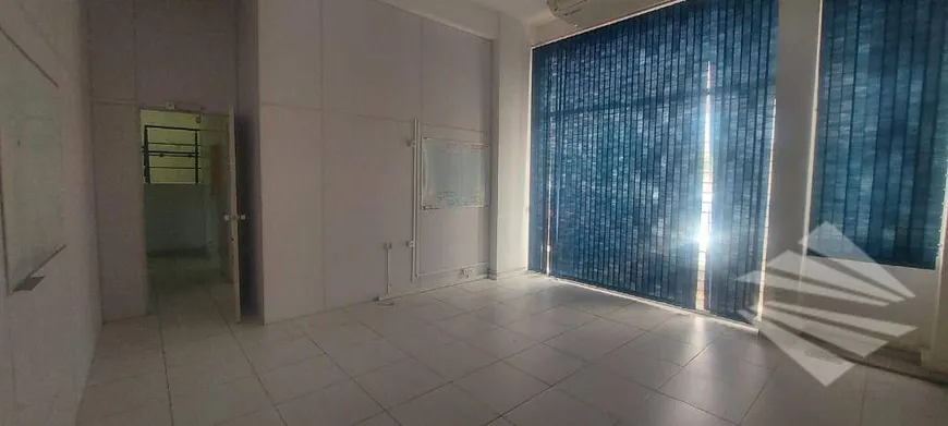 Foto 1 de Ponto Comercial para alugar, 200m² em Jardim das Nações, Taubaté