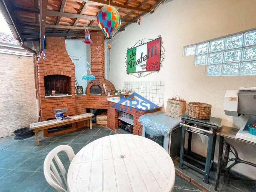Foto 1 de Sobrado com 2 Quartos à venda, 179m² em Vila Boa Vista, Barueri