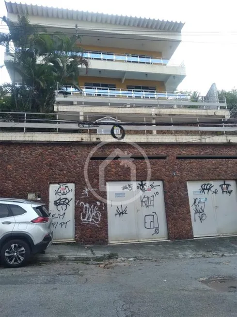 Foto 1 de Casa com 8 Quartos à venda, 545m² em Cocotá, Rio de Janeiro