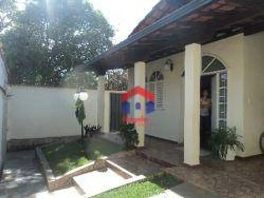 Foto 1 de Casa com 4 Quartos à venda, 561m² em Santa Amélia, Belo Horizonte