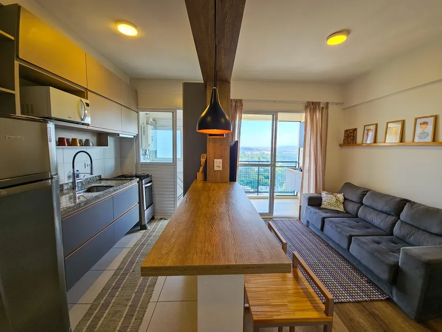 Foto 1 de Apartamento com 2 Quartos para alugar, 54m² em Pousada dos Bandeirantes, Carapicuíba