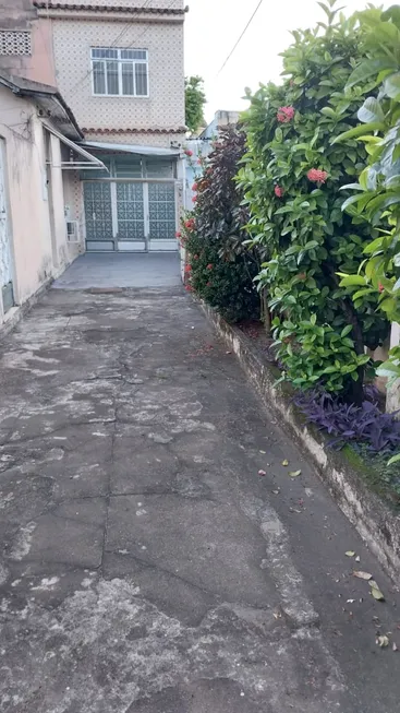 Foto 1 de Casa com 4 Quartos à venda, 180m² em Centro, Nilópolis