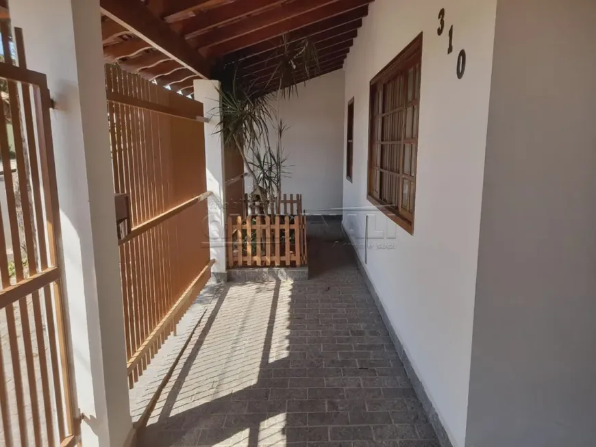 Foto 1 de Casa com 3 Quartos à venda, 180m² em Jardim das Torres, São Carlos