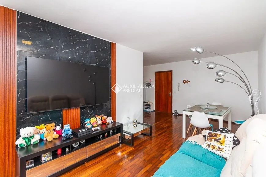 Foto 1 de Apartamento com 2 Quartos à venda, 90m² em Rio Branco, Porto Alegre