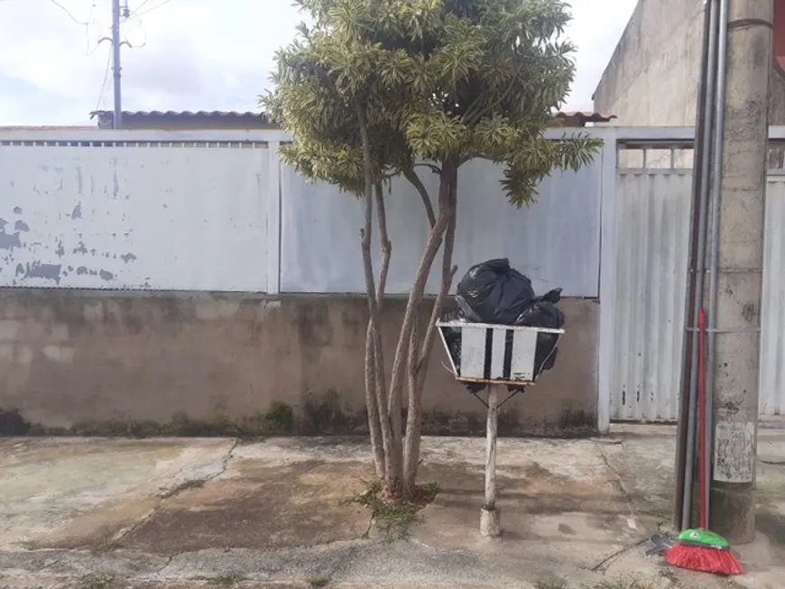 Foto 1 de Casa com 3 Quartos à venda, 150m² em Recanto das Emas, Brasília