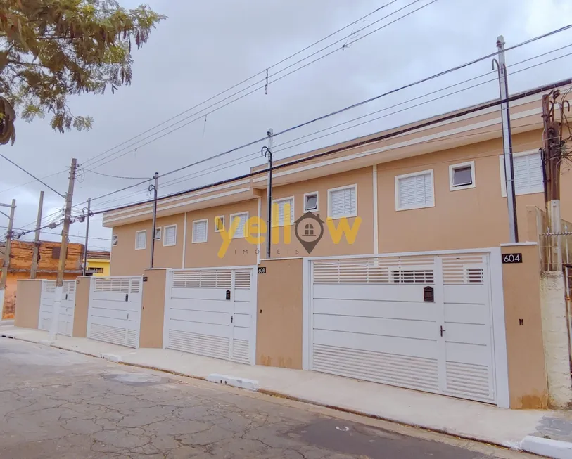 Foto 1 de Casa com 2 Quartos à venda, 65m² em Vila Rosária, São Paulo