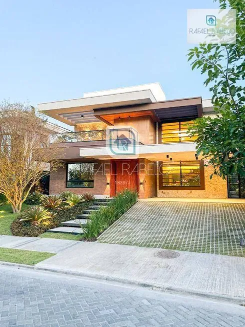 Foto 1 de Casa de Condomínio com 4 Quartos à venda, 335m² em Centro, Eusébio