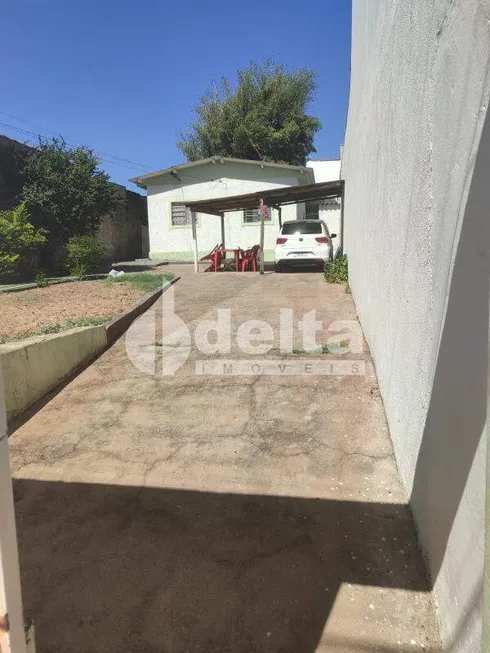 Foto 1 de Casa com 3 Quartos à venda, 80m² em Osvaldo Rezende, Uberlândia