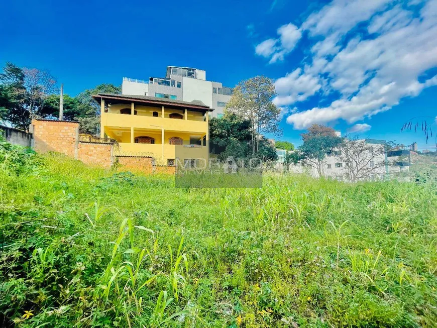 Foto 1 de Lote/Terreno à venda, 380m² em Ouro Preto, Belo Horizonte