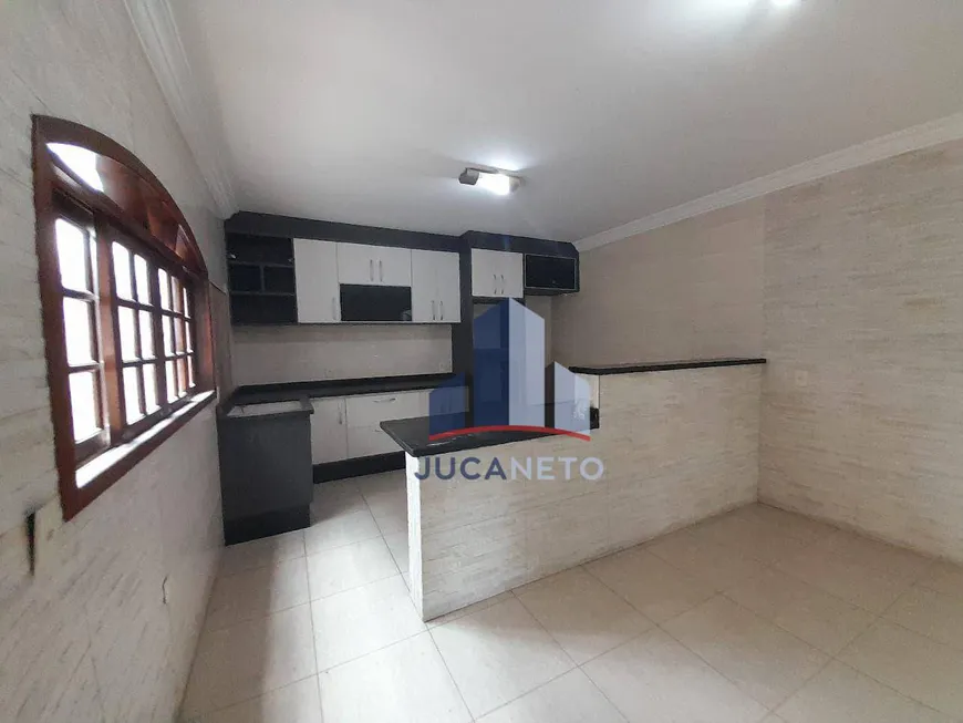 Foto 1 de Sobrado com 3 Quartos para alugar, 300m² em Jardim Anchieta, Mauá