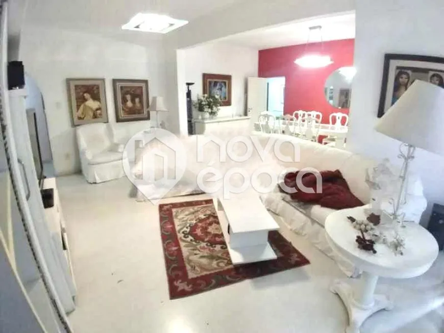 Foto 1 de Apartamento com 3 Quartos à venda, 167m² em Copacabana, Rio de Janeiro