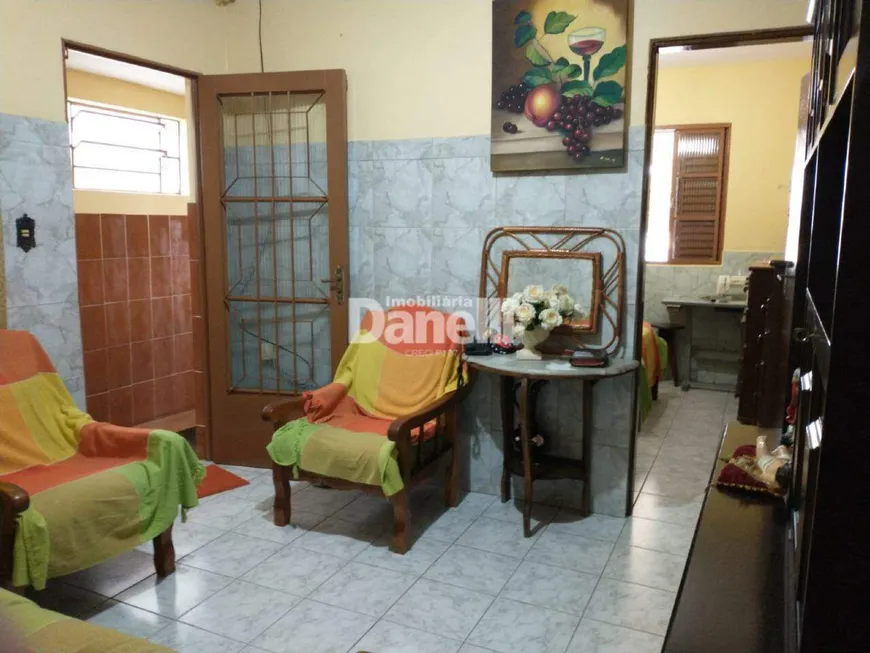 Foto 1 de Casa com 6 Quartos à venda, 130m² em Alto São Pedro, Taubaté