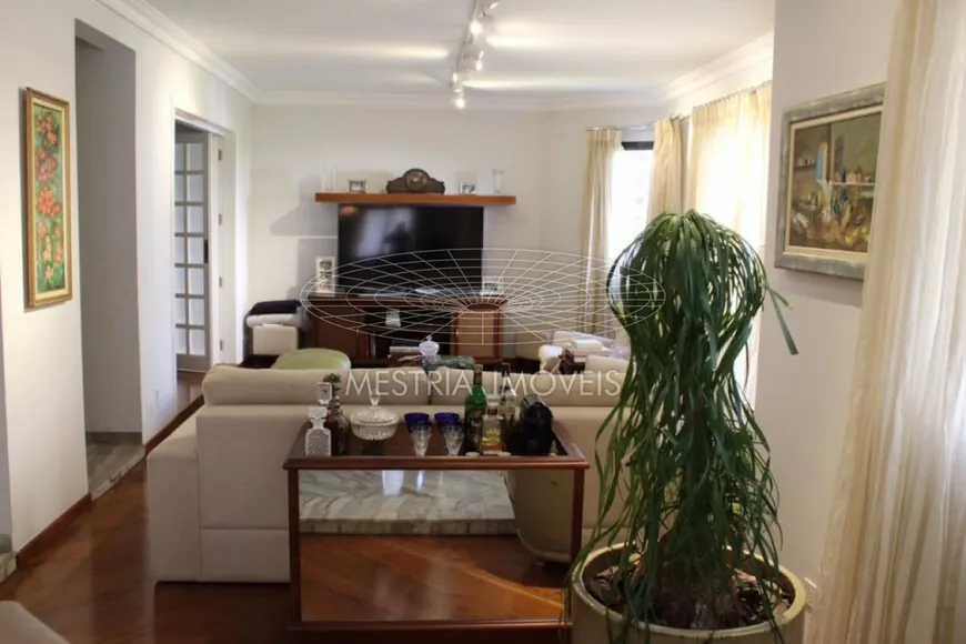 Foto 1 de Apartamento com 3 Quartos à venda, 230m² em Jardim Vila Mariana, São Paulo