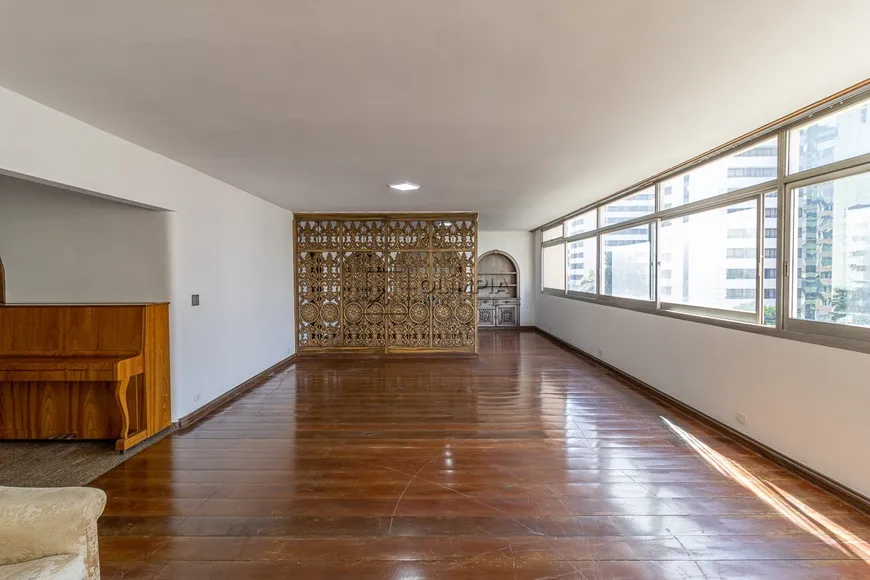 Foto 1 de Apartamento com 4 Quartos à venda, 300m² em Paraíso, São Paulo