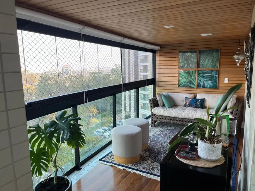 Foto 1 de Apartamento com 4 Quartos à venda, 163m² em Villaggio Panamby, São Paulo