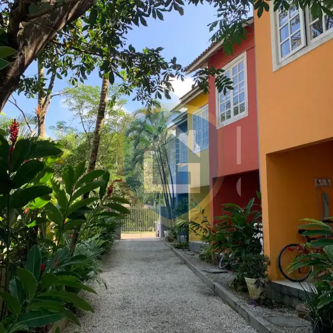 Foto 1 de Casa de Condomínio com 2 Quartos à venda, 64m² em Camburi, São Sebastião