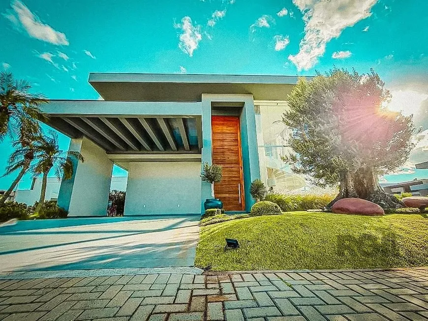 Foto 1 de Casa de Condomínio com 5 Quartos à venda, 352m² em Velas da Marina, Capão da Canoa