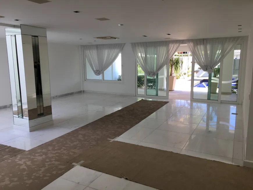 Foto 1 de Casa com 4 Quartos à venda, 700m² em Barra da Tijuca, Rio de Janeiro