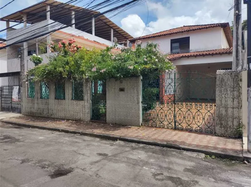 Foto 1 de Casa com 5 Quartos à venda, 275m² em Caixa D´Água, Salvador