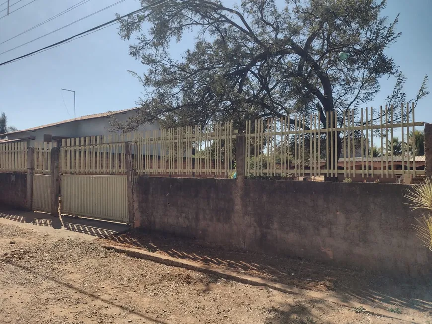 Foto 1 de Casa com 3 Quartos à venda, 1000m² em Residencial Samauma, Brasília